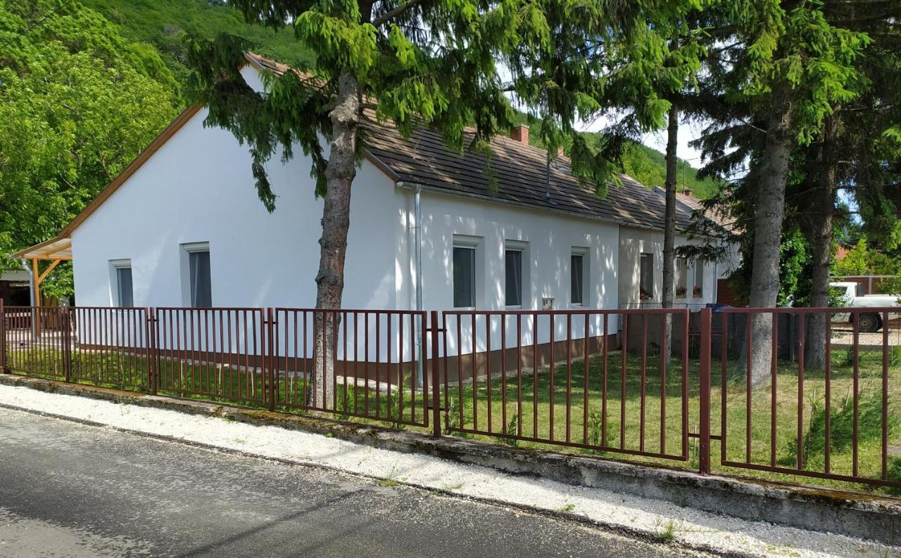 Vilă Elizabeth Vendeghaz Balatonfuzfon A Strandnal Balatonfůzfő